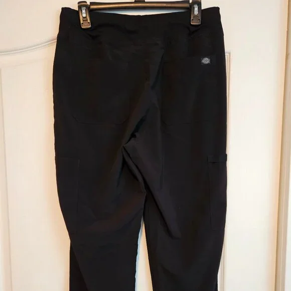EUC Womens EDS Essentials Cargo Scrub Pants Black Medium Tall DK005T - Picture 4 of 7